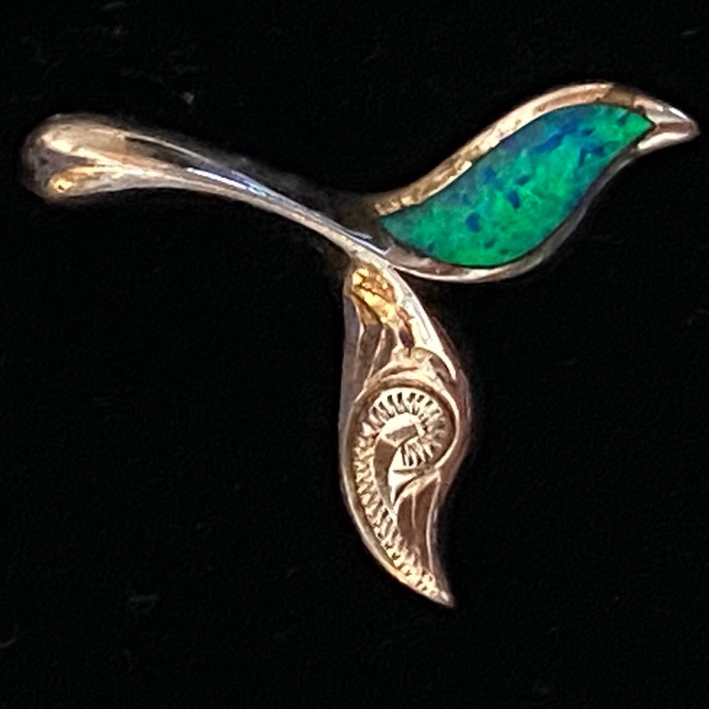 Sterling silver, 🐳 tail charm.